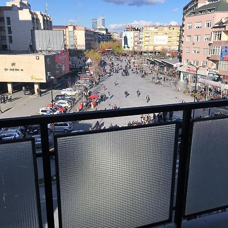 Center Apartment 普里什蒂纳 外观 照片